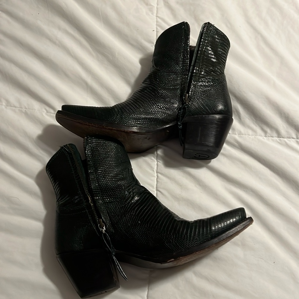 Tecovas RARE Green Lizard boots
